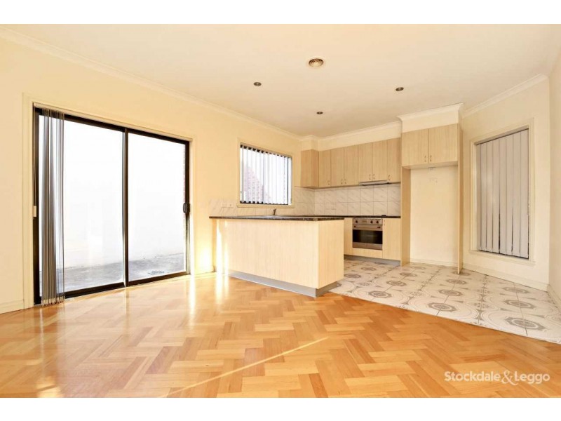 2/29 Stymie Street, Kingsbury VIC 3083