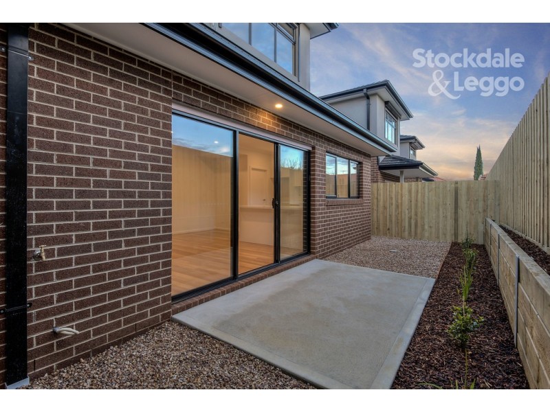 2/9 Hosken Street, Reservoir VIC 3073