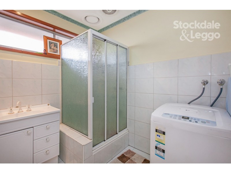 2/5 Louis Street, Reservoir VIC 3073