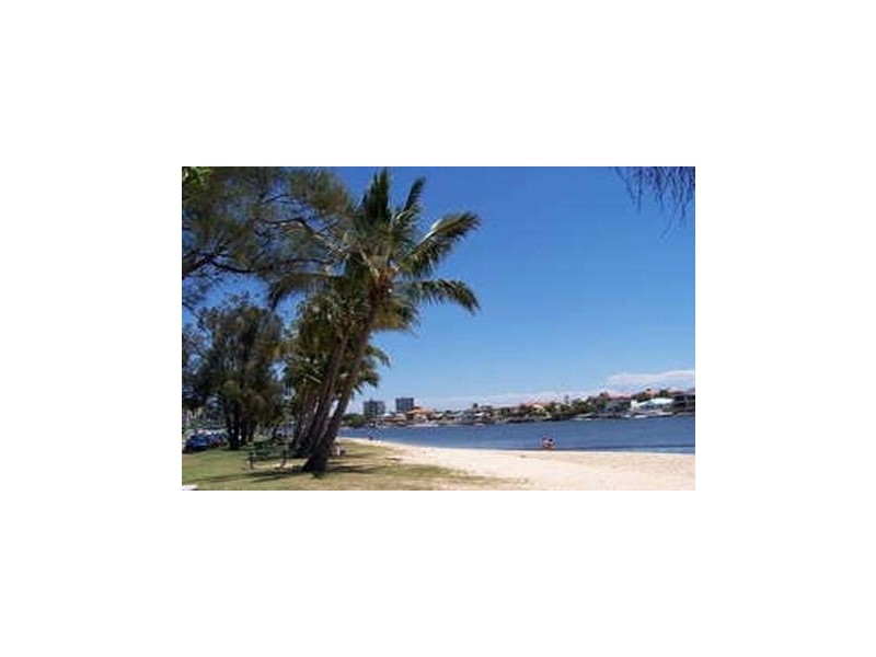 31 River Drive, Surfers Paradise QLD 4217