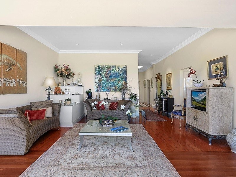 2 Seaforth Crescent, Seaforth NSW 2092