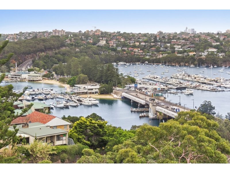 2a Edgecliffe Esp, Seaforth NSW 2092