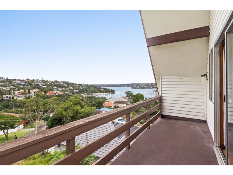 2a Edgecliffe Esp, Seaforth NSW 2092