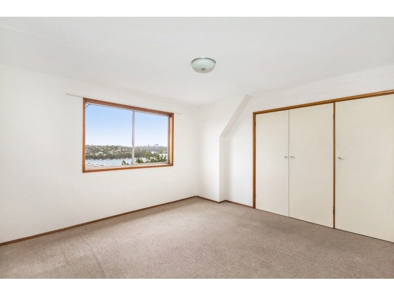 2a Edgecliffe Esp, Seaforth NSW 2092
