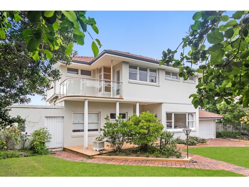 4 Palmerston Place, Seaforth NSW 2092