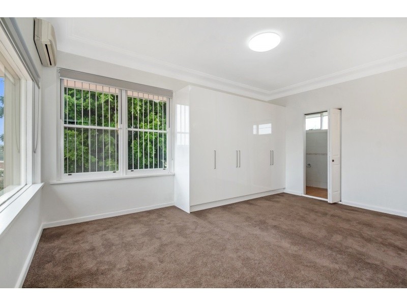 4 Palmerston Place, Seaforth NSW 2092