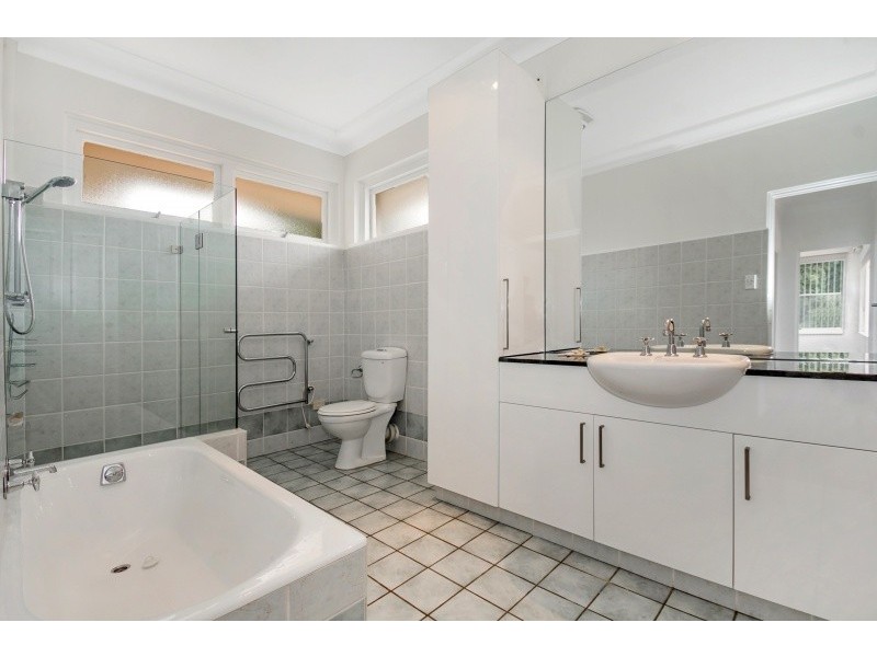 4 Palmerston Place, Seaforth NSW 2092