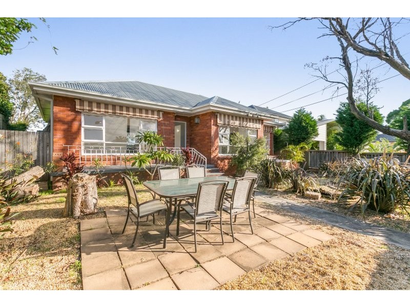 102 Macmillan Street, Seaforth NSW 2092