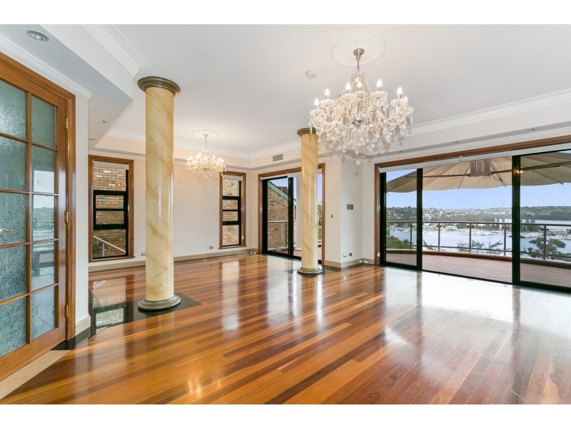 54 Peronne Avenue, Clontarf NSW 2093