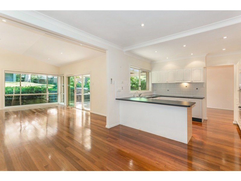 65 Fromelles Avenue, Seaforth NSW 2092