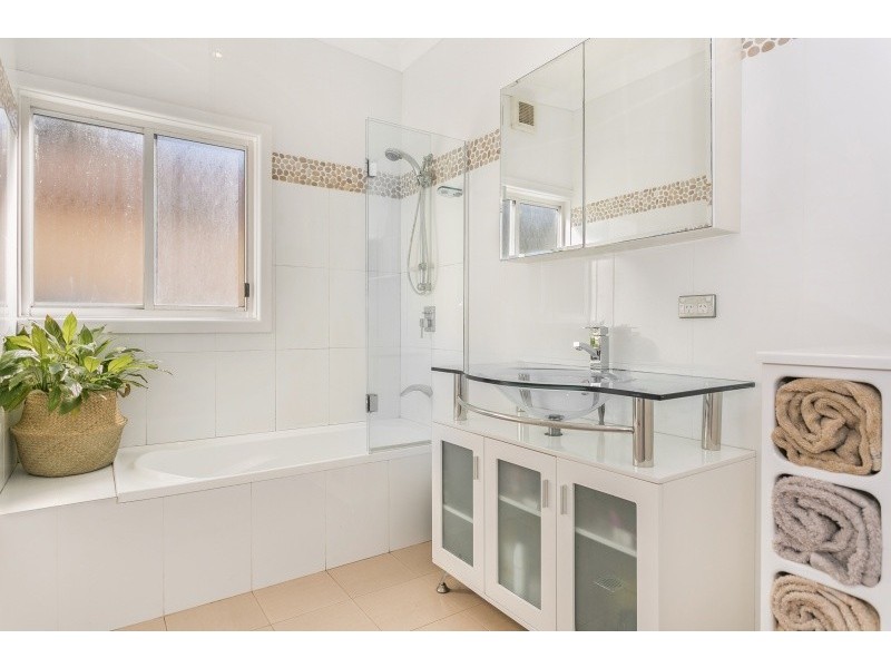 73 Wakehurst Parkway, Seaforth NSW 2092