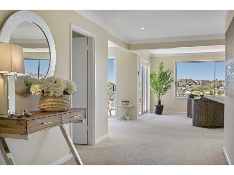 2/43 Edgecliffe Esplanade, Seaforth NSW 2092