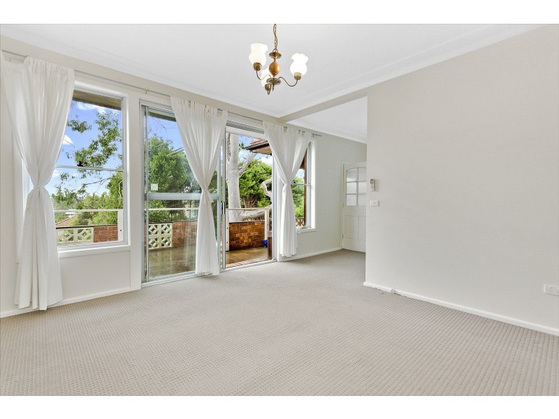 9 Montauban Avenue, Seaforth NSW 2092