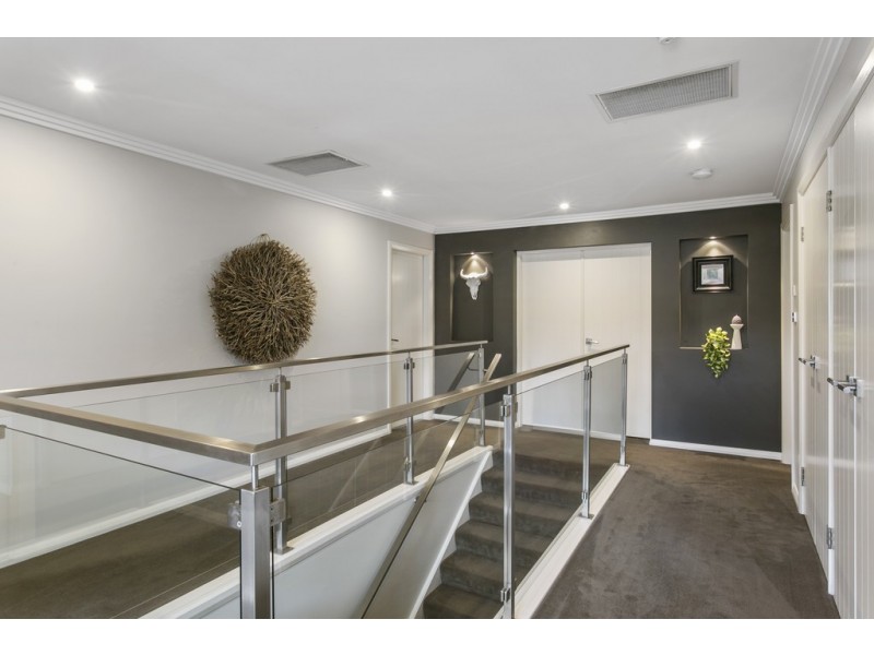 33 Serpentine Crescent, North Balgowlah NSW 2093