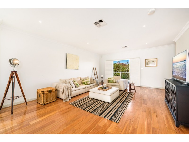 62a Edgecliffe Esplanade, Seaforth NSW 2092