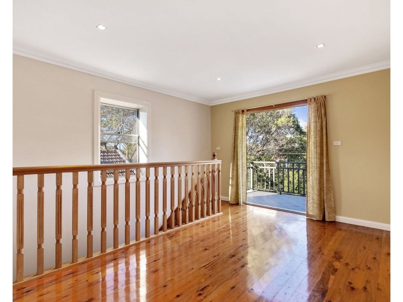 27 Kempbridge Ave, Seaforth NSW 2092