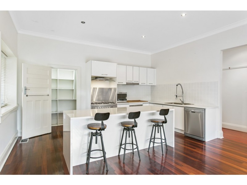 17 Palmerston Place, Seaforth NSW 2092