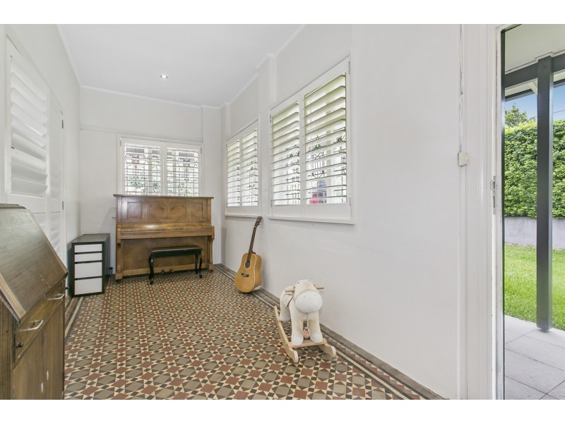 17 Palmerston Place, Seaforth NSW 2092