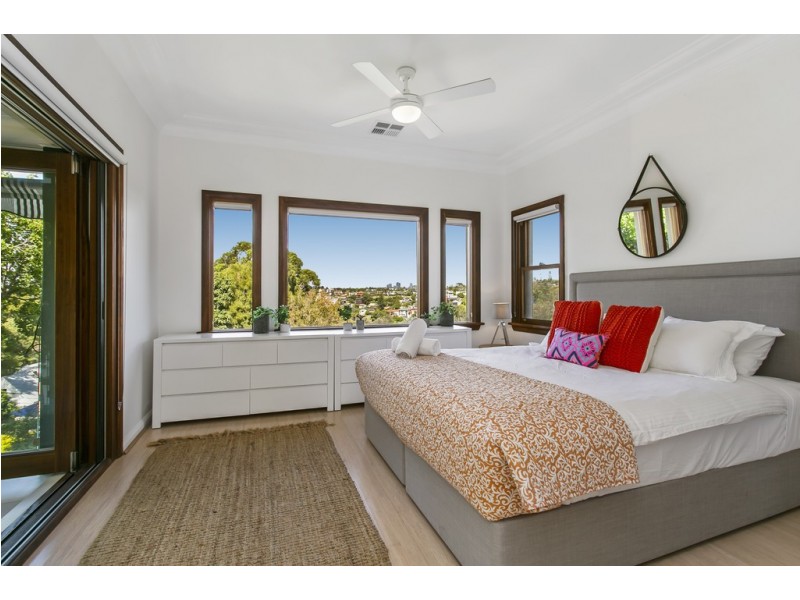 7 Kanangra Crescent, Clontarf NSW 2093