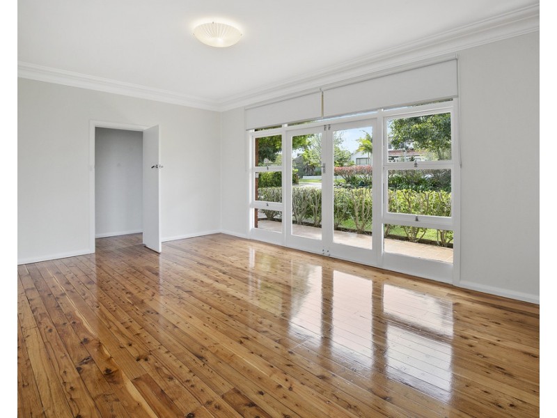 9 Tyrone Avenue, Forestville NSW 2087