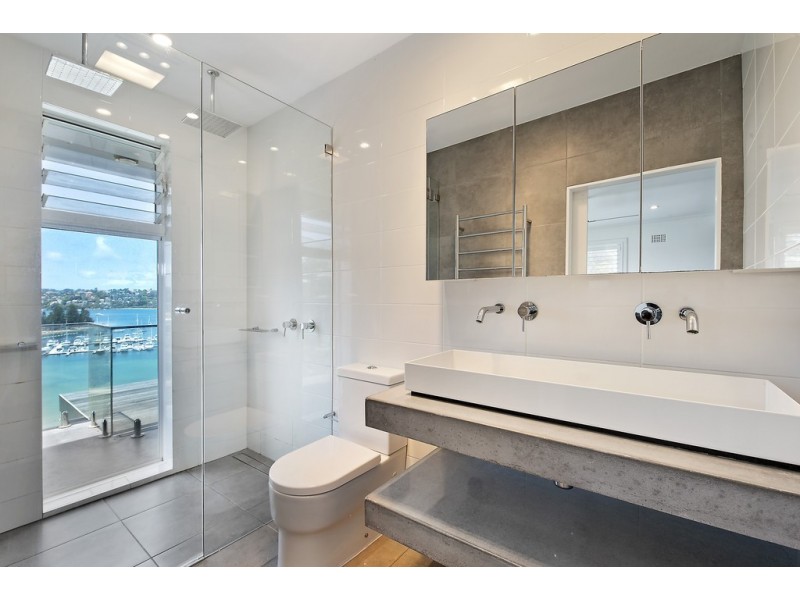 69 Peronne Avenue, Clontarf NSW 2093