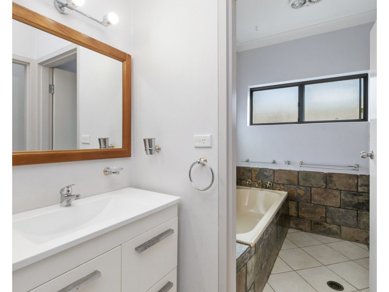 4 Ryrie Avenue, Cromer NSW 2099