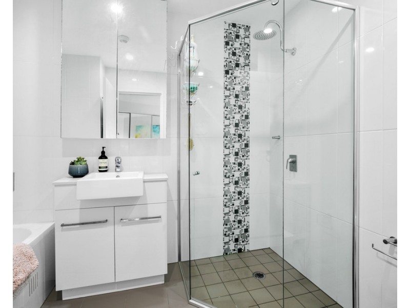 2108/10 Sturdee Parade, Dee Why NSW 2099