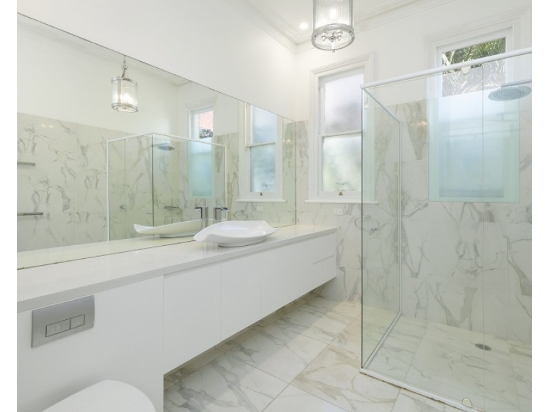 7 Cove Ave, Manly NSW 2095