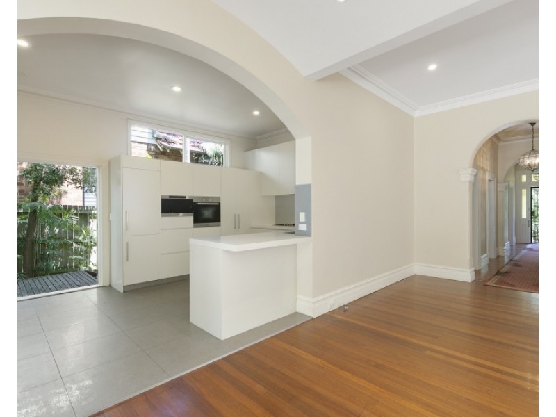 7 Cove Ave, Manly NSW 2095