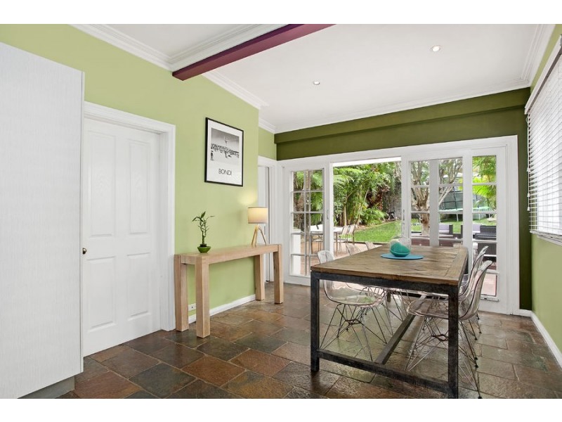 1 Peacock Street, Seaforth NSW 2092