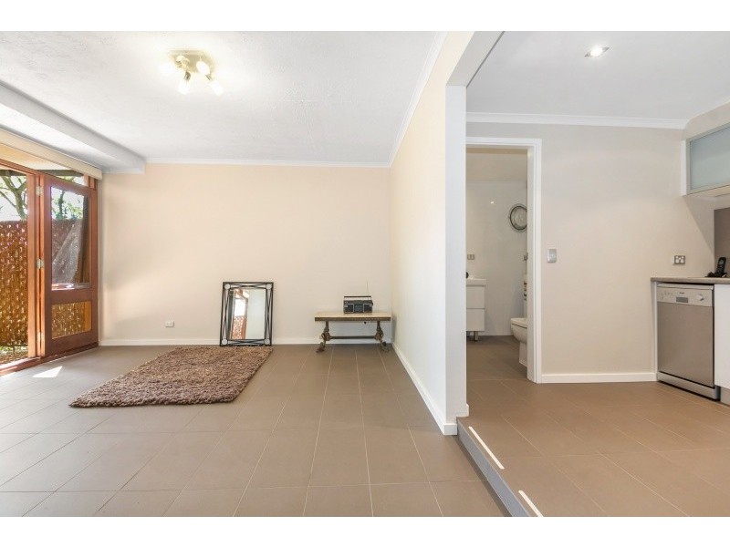 8/105a Woodland Street, Balgowlah NSW 2093