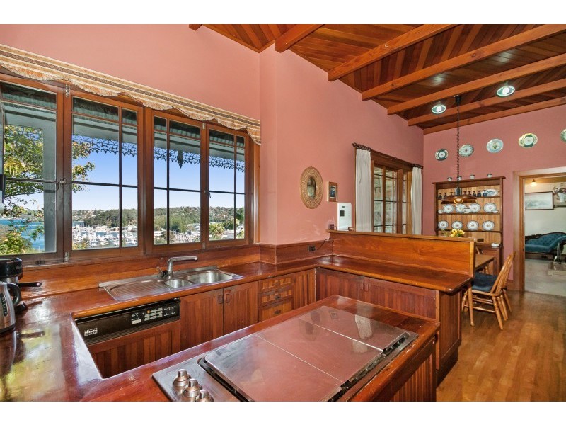 4 Battle Boulevard, Seaforth NSW 2092