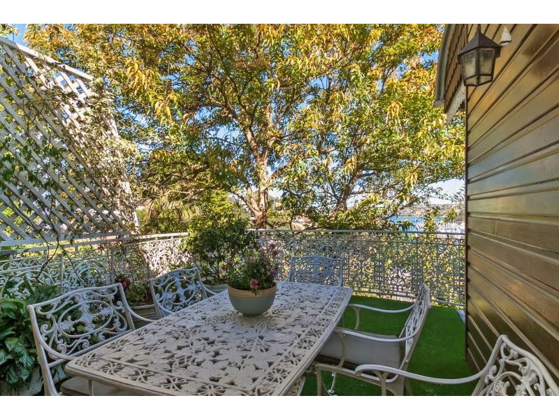 4 Battle Boulevard, Seaforth NSW 2092