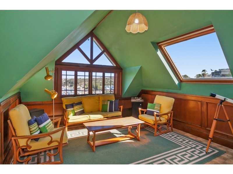 4 Battle Boulevard, Seaforth NSW 2092