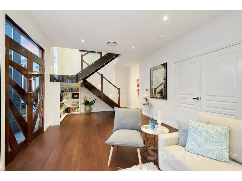 3 Dante Drive, Seven Hills QLD 4170