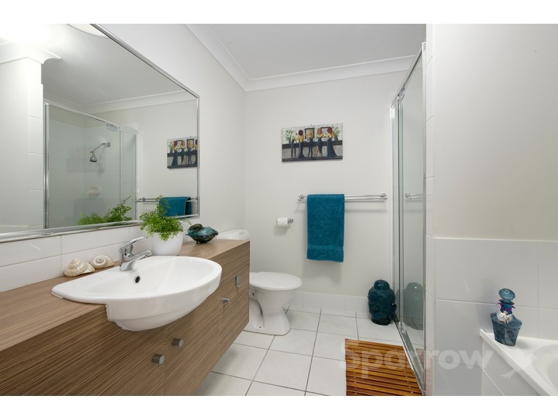 12/8 Lackeen Street, Everton Park QLD 4053