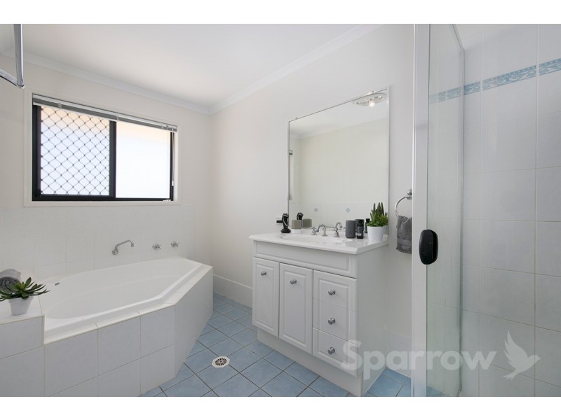 44 Campbell Street, Wakerley QLD 4154