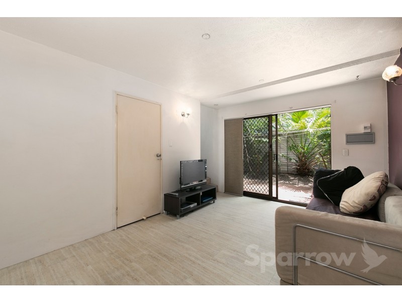 1/98 Station Road, Indooroopilly QLD 4068