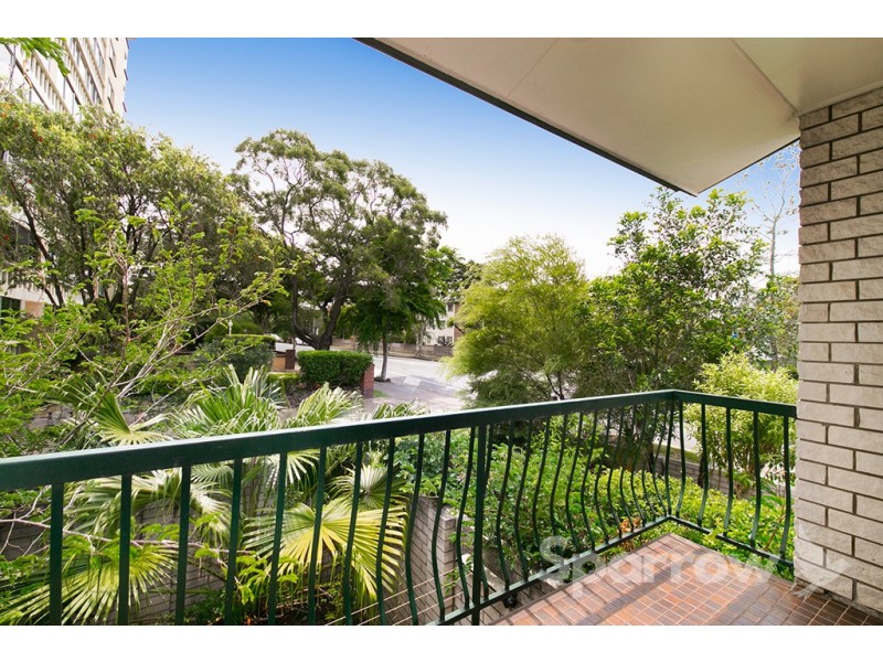 1/98 Station Road, Indooroopilly QLD 4068