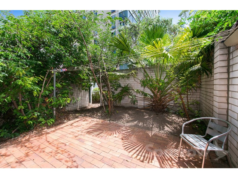 1/98 Station Road, Indooroopilly QLD 4068