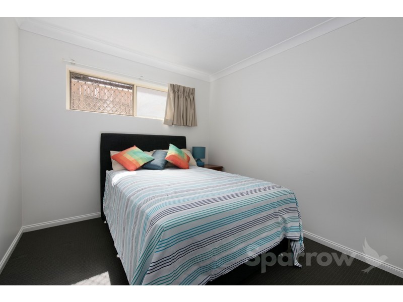 2/31 Victor Street, Holland Park QLD 4121