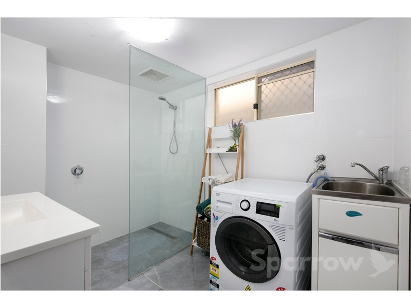 2/31 Victor Street, Holland Park QLD 4121