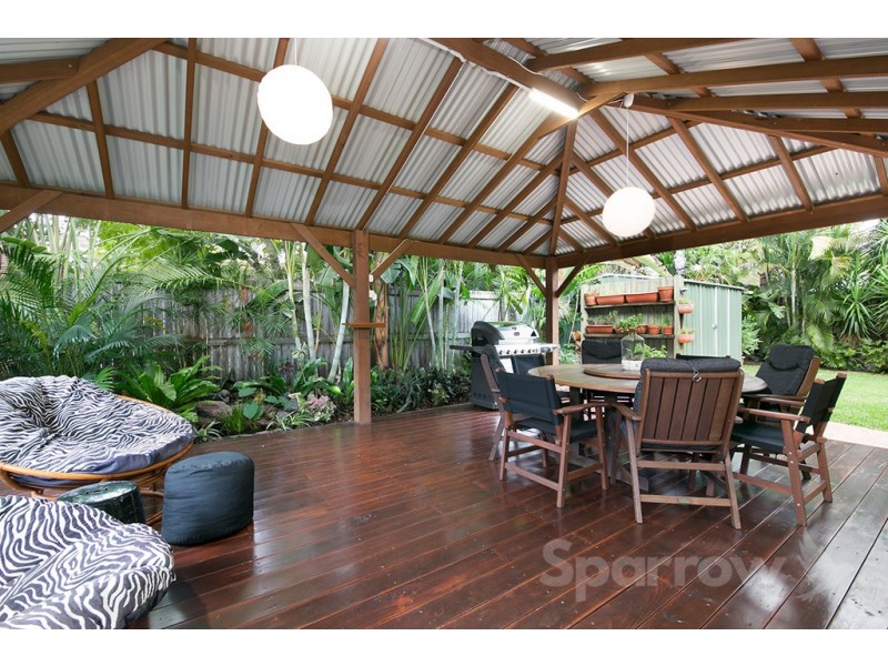 12 Blackwood Road, Manly West QLD 4179
