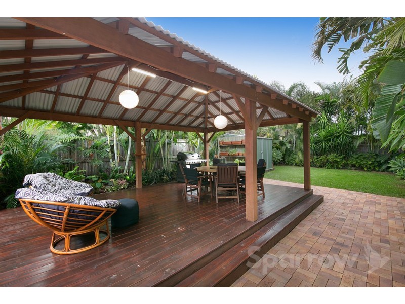 12 Blackwood Road, Manly West QLD 4179