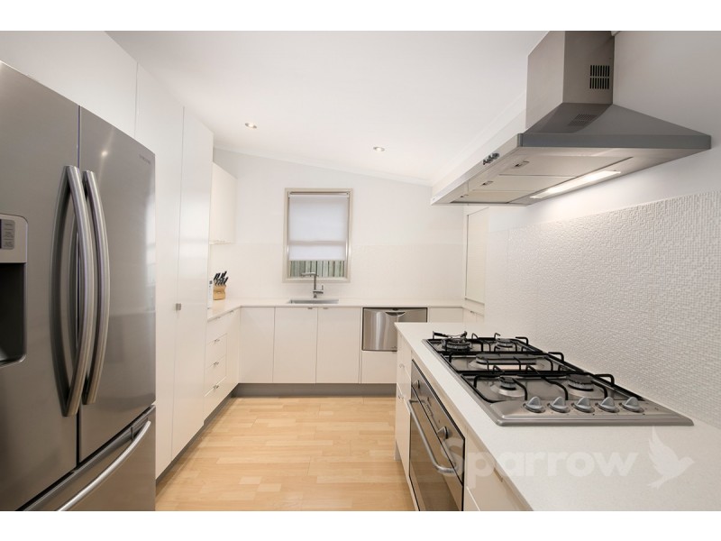 12 Blackwood Road, Manly West QLD 4179