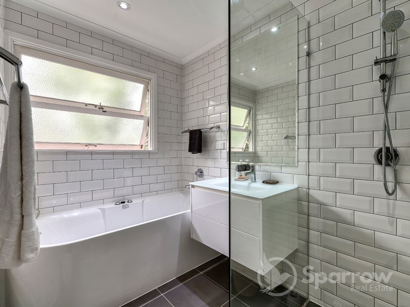 20 Talegalla Street, Wynnum West QLD 4178