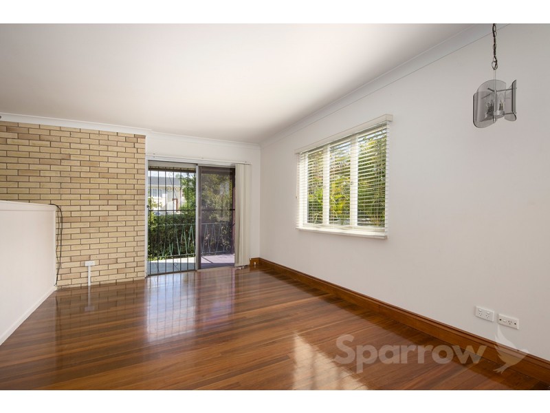 9 Hilary Street, Wishart QLD 4122