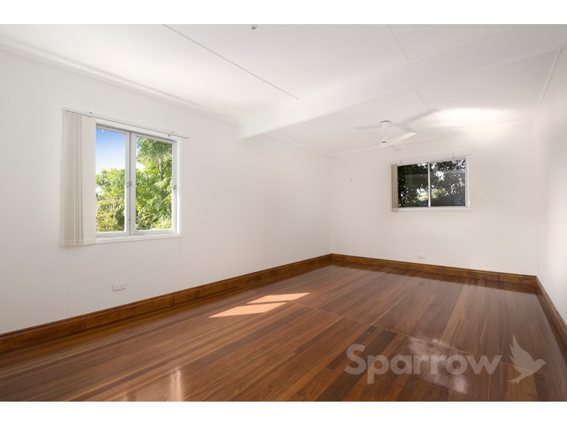 9 Hilary Street, Wishart QLD 4122