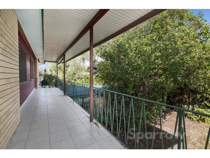 9 Hilary Street, Wishart QLD 4122