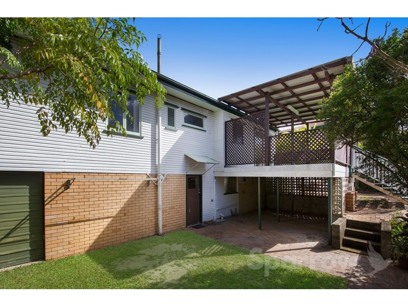 9 Hilary Street, Wishart QLD 4122